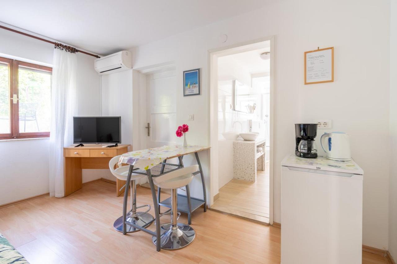 רוביני Apartmani&Soba Mimi מראה חיצוני תמונה