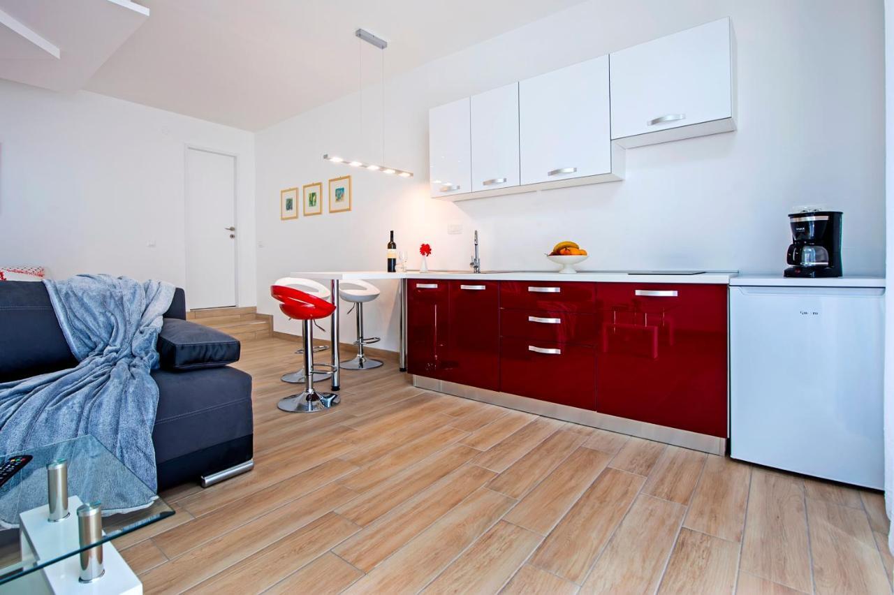 רוביני Apartmani&Soba Mimi מראה חיצוני תמונה