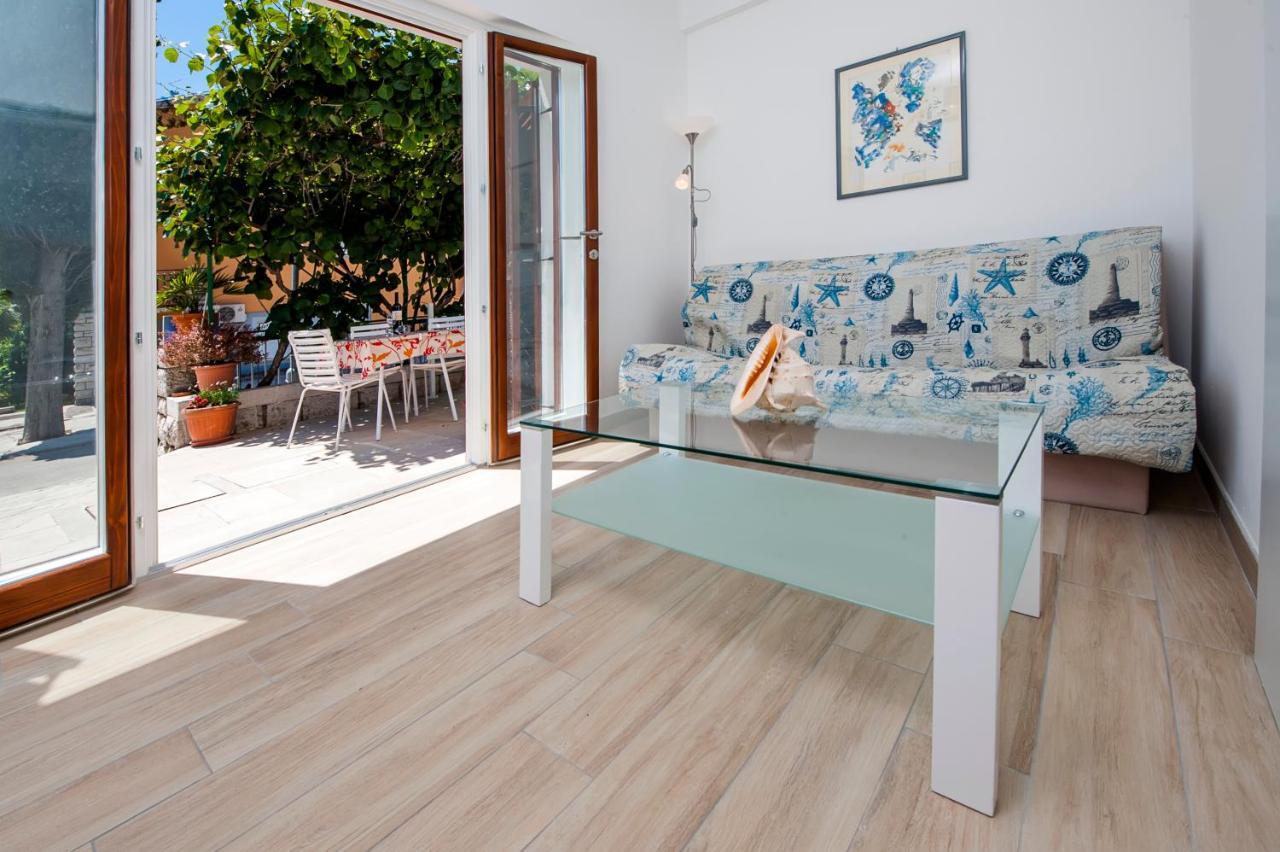 רוביני Apartmani&Soba Mimi מראה חיצוני תמונה